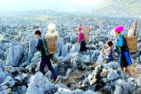 Quảng bá Cao nguyên đá thông qua triển lãm ảnh Thương nhớ Đồng Văn
